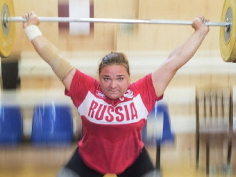 Слідом за російськими легкоатлетами дискваліфікували й важкоатлетів
