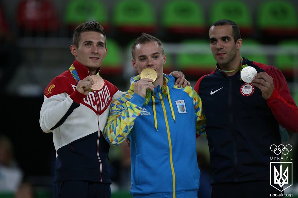 Гімнаст Верняєв приніс перше олімпійське «золото» Україні