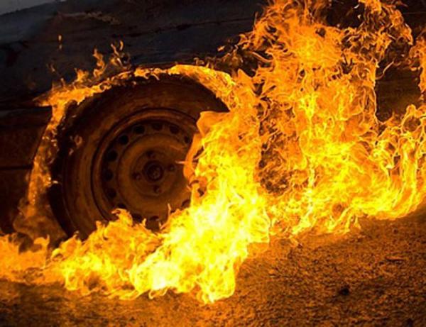 У Луцьку на АЗС загорілося авто з газобалонним обладнанням