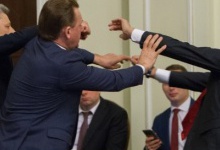 Бойко побив лідера «Радикальної партії» Олега Ляшка. ВІДЕО