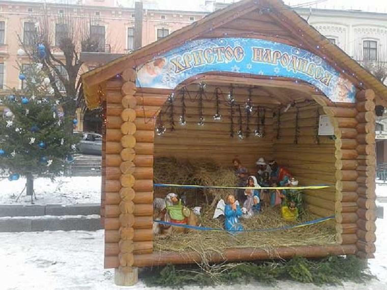 Різдвяний рекорд: у Чернівцях аж чотири вертепи