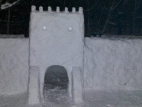 Замок Любарта виліпили зі снігу