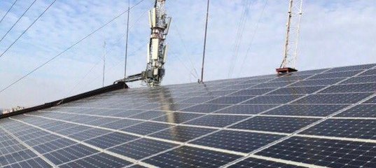 Сонячна електростанція на даху багатоповерхівки