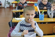 Школярі-чорнобильці залишилися без гарячих обідів