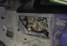 На «Ягодині» розібрали авто українця через контрабандні цигарки