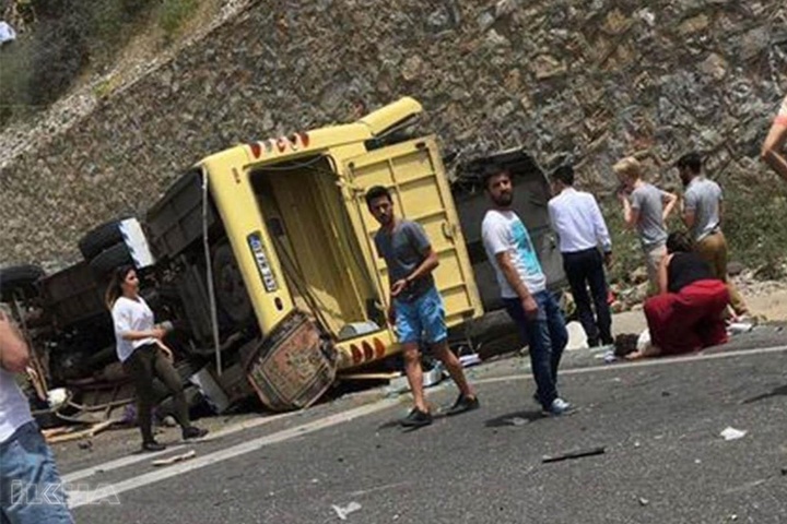 У Туреччині в аварії загинули два десятки людей