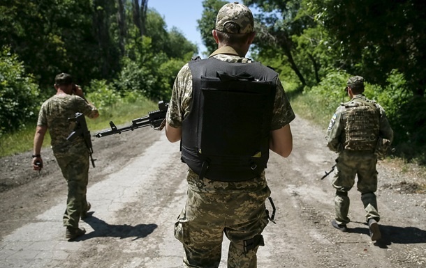 Сьогодні вже загинули 2 українських військових, 11 поранено