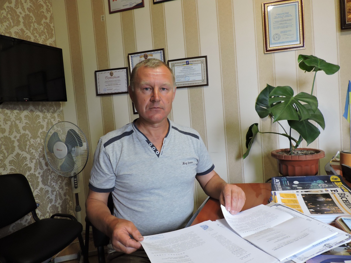 «Хочу відновити своє чесне ім’я», — заявляє екс-начальник Сарненської міліції Віталій Сафонік, якого звинувачують у вбивстві людини в ДТП
