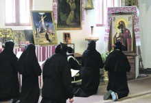 Миро з Киблярського монастиря — лікує
