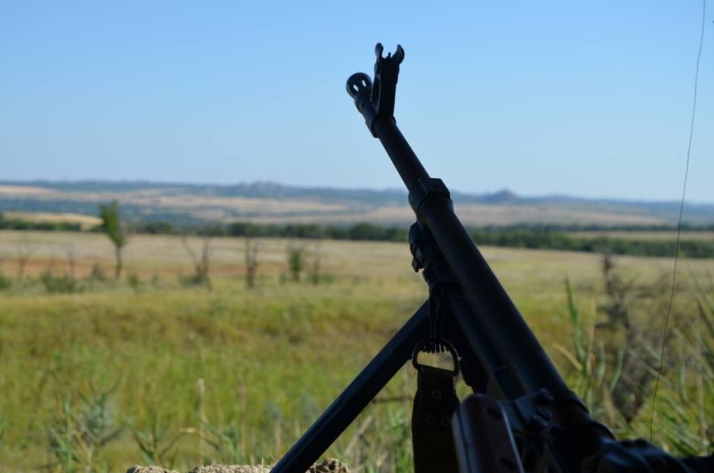 Бойовики обстріляли селище на Донеччині під час роздачі гуманітарки