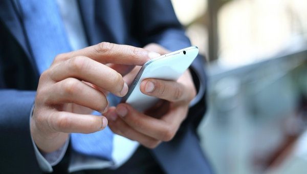 Власників мобільних телефонів хочуть узяти на контроль