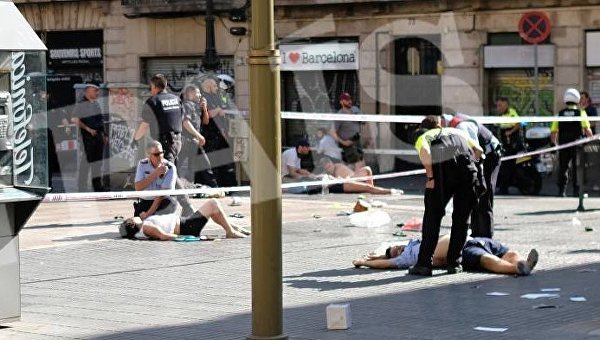 Страшний теракт у Барселоні забрав 13 життів, ще майже сто людей постраждали