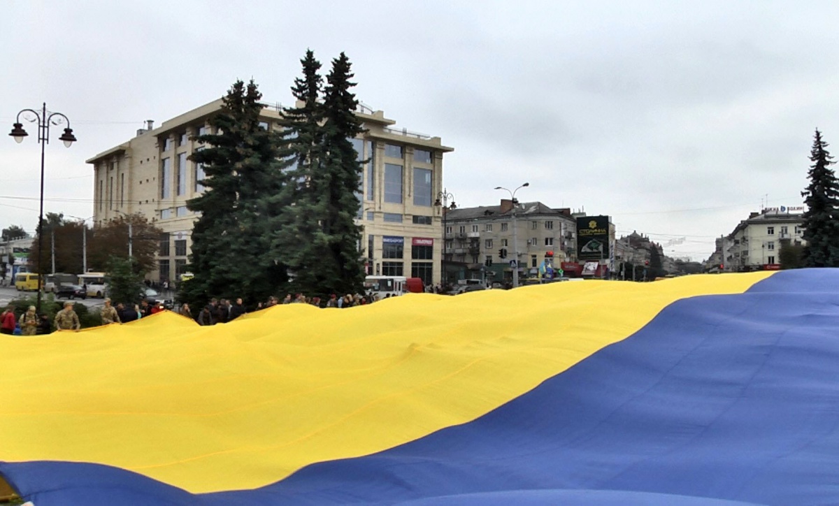 Волинню подорожував найбільший прапор України