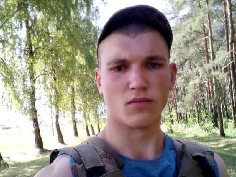 18-річний сирота пішов на фронт, щоб захистити рідну землю й Україну