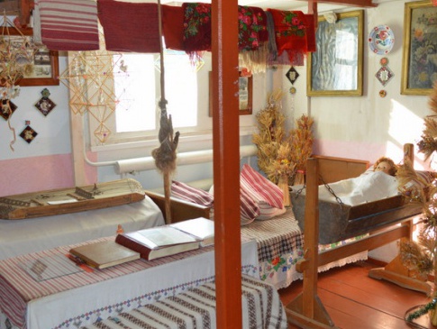 На Прикарпатті діє музей, де екскурсоводами працюють школярі
