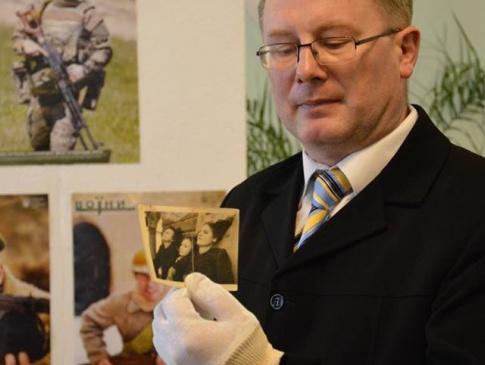 У Луцьку з приватної колекцій викупили картотеку архівів КДБ про ліквідованих членів ОУН-УПА