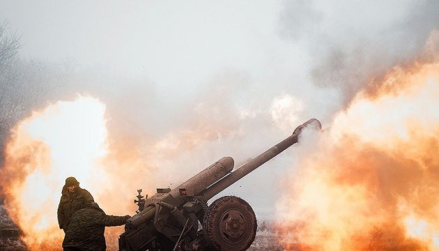 Бойовики понад п’ять годин обстрілювали позиції ЗСУ поблизу Троїцького