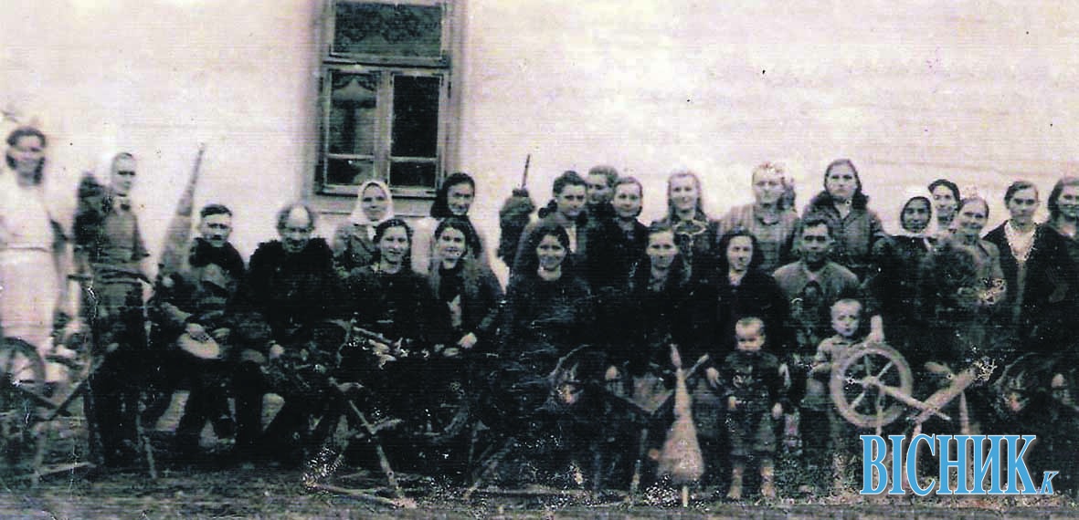 Толока у селі Любче на Волині. 1946 рік