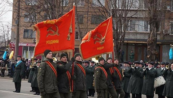 За комуністичні прапори на святі у Кривому Розі відкрили кримінал
