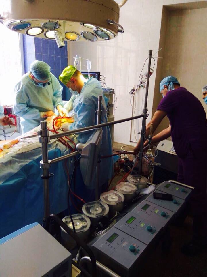 На Тернопільщині провели першу в області операцію на відкритому серці