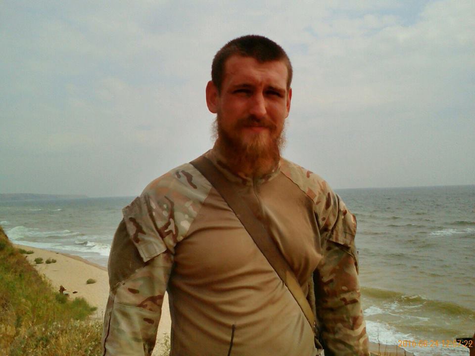 На Донбасі від кулі снайпера загинув нацгвардієць-майданівець зі Львівщини