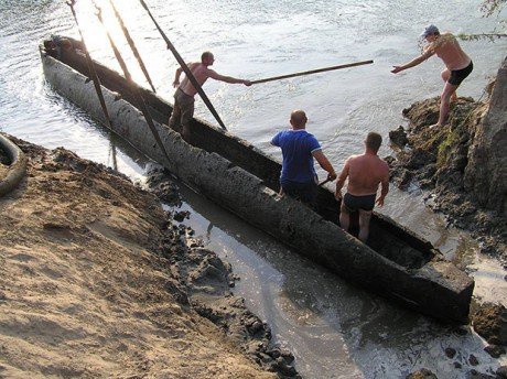 Для знайденого на Волині 700-літнього човна-довбанки побудують окреме сховище