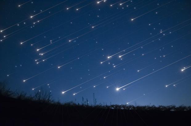 Незвичайний метеоритний дощ можна буде спостерігати на Тернопільщині