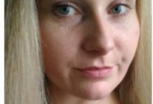Жителька Любешова просить допомоги на лікування доньки