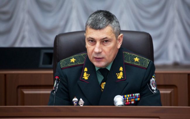 Екс-командувач внутрішніх військ радився з Януковичем з приводу введення російських військ