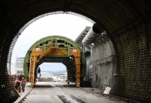Порошенко відкрив Бескидський тунель у Карпатах