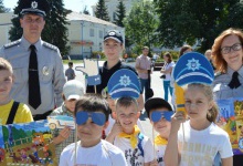 У Луцьку поліцейські розповіли дітям про свою роботу