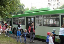 Діти переселенців  безплатно їздитимуть у тролейбусах Луцька