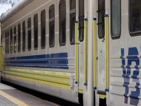 «Поїзд чотирьох столиць» вирушив з  Києва у перший рейс