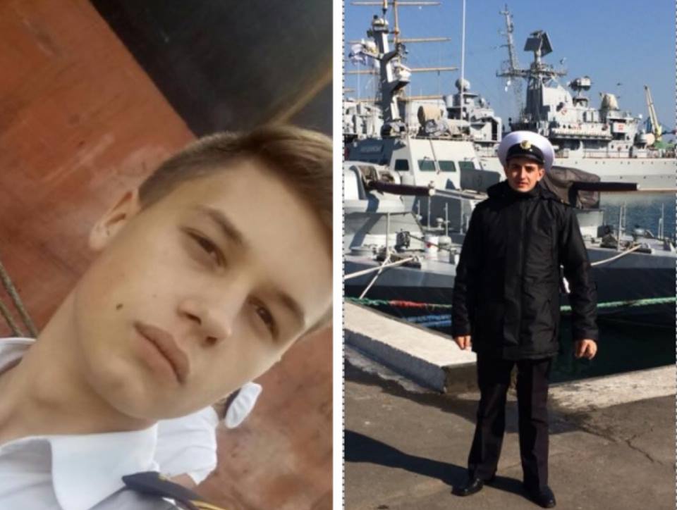 Двох поранених українських моряків, які чинили опір, доставили у Москву