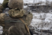 ООС: противник шість разів обстріляв позиції українських військ, є вбитий і поранений