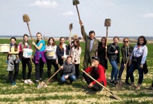 На Волині розпочався цьогорічний волонтерський проект «Квітучий прапор України»