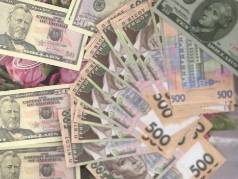 На Рівненщині псевдознахарка «нагріла» пенсіонерку на 10 тисяч гривень