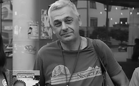 Помер журналіст Комаров, якого жорстоко побили у Черкасах
