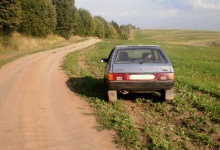 На Рівненщині підліток вкрав авто