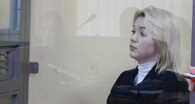 Українку, яка вбила чоловіка, насильно привезуть до суду із СІЗО