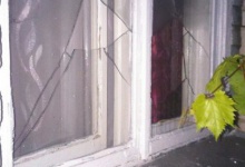 На Волині священнику УПЦ МП побили вікна у будинку