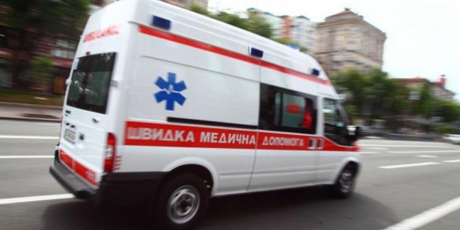 У Луцьку в «швидкій» помер чоловік: поліція просить допомогти встановити його особу