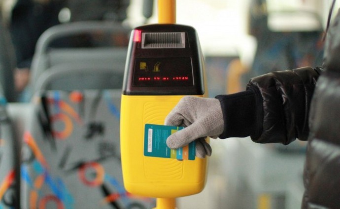 Визначили вартість електронних квитків для проїзду в громадському транспорті Луцька