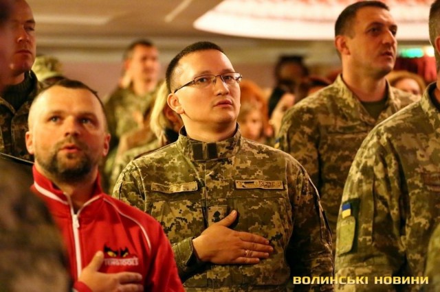 У Луцьку військовослужбовців привітали із Днем захисника України