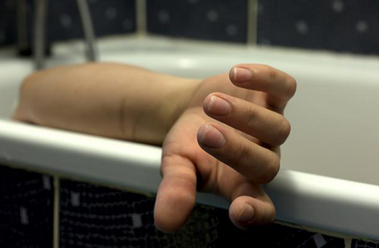 На Львівщині 11-річну дівчинку знайшли мертвою у ванній