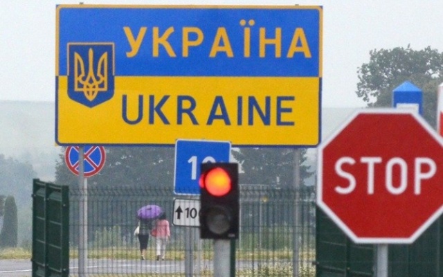 Уряд планує заборонити українцям перетинати кордон з Росією за внутрішнім паспортом
