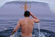 «Для організму це значний стрес», - волинські рятувальники про купання на Водохреща