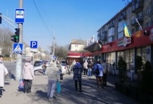 У Луцьку через інформацію про особливий режим на вихідних – черги до магазинів