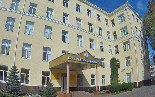 Коронавірусом інфікувалися 5 пацієнтів і 6 медиків Волинської обласної клінічної лікарні