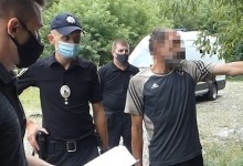 У Києві бомж намагався зґвалтувати дівчину на смітнику